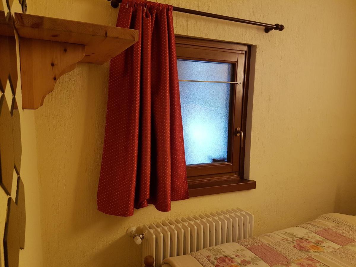 Le Nid De L'Aigle Hotel Champoluc Luaran gambar